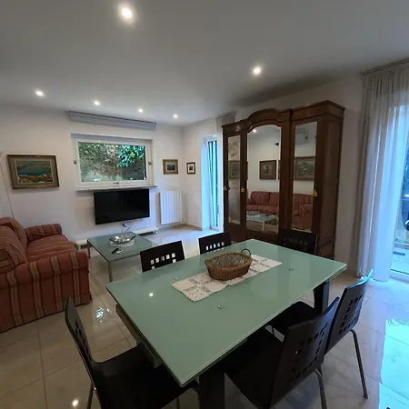 Apartman The Capitain's Cove By Ischiaexp *